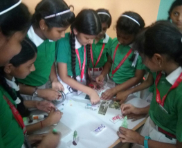 collage making competition