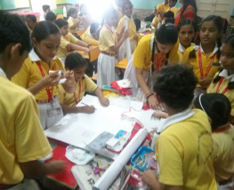 collage making competition